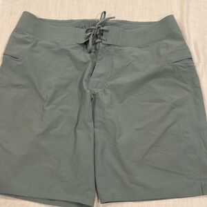 B0812 Lululemon Current State Men's turquoise / aqua Swim Board Shorts Size 33